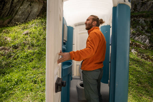 Portable Toilet Options We Offer in Monongah, WV