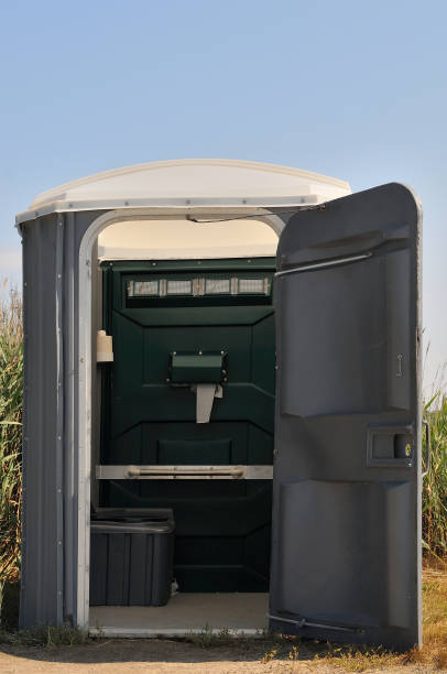 Best Porta potty rental near me  in Monongah, WV